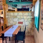 Turul Panzió&pizzéria Bed & Breakfast