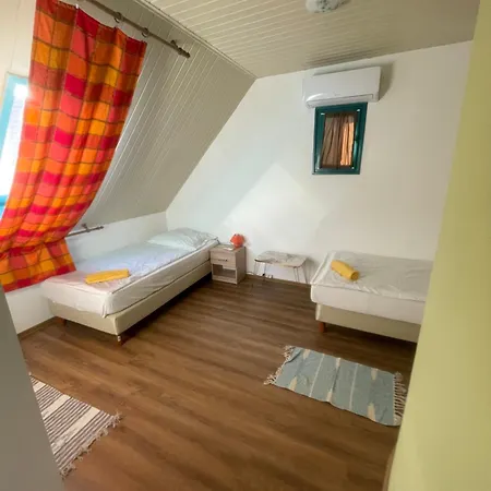 Turul Panzio&pizzeria Bed and Breakfast Szolad