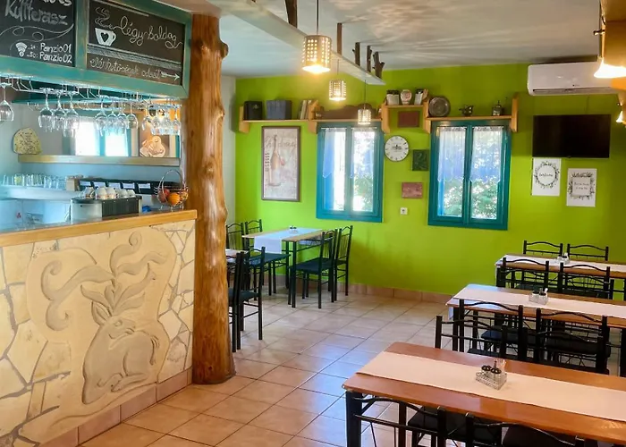 ベッド・アンド・ブレックファスト Turul Panzio&pizzeria