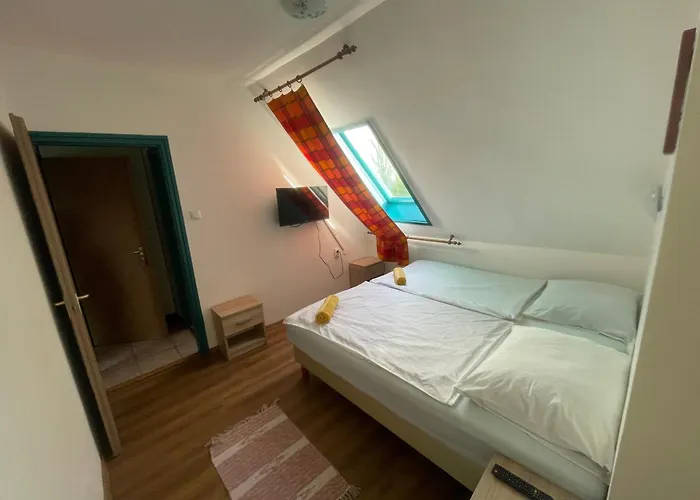 Bed & Breakfast Turul Panzio&pizzeria 3*